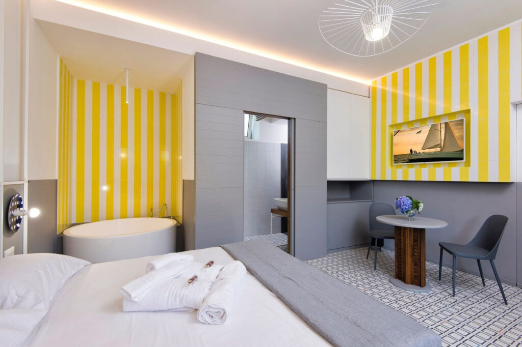 Deluxe Suite